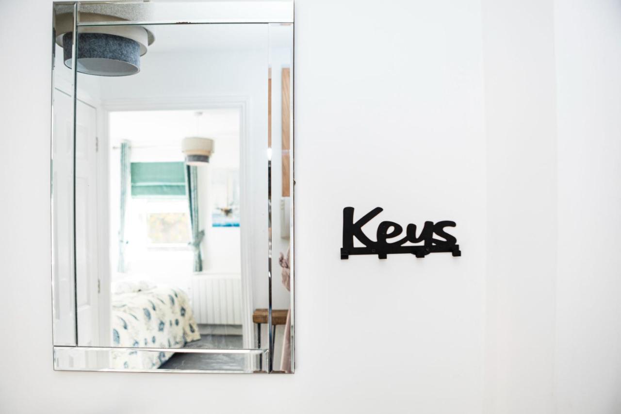Pass The Keys - Modern Flat In South Londra